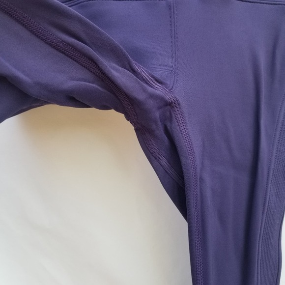LULULEMON Women's Fast As Fleece Tight size 2 in Purple - Picture 5 of 11